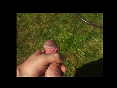 ❤️ Hot hottie får den rosa fitten hennes knullet og kommer med en sprut i en sommerhage ❤️❌ Supersex ved no.centr-klassiki.ru ❌